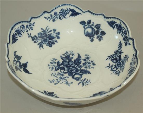 A Worcester pine cone pattern salad bowl, c.1775, 25cm